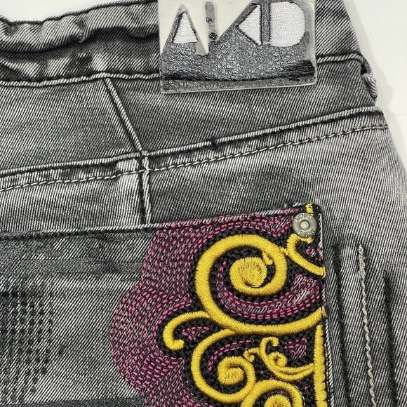 AKADEMIKS Black Wash Distressed Skinny Jeans Size 7 Low-Rise Embroidered Hip-Hop - Picture 3 of 16
